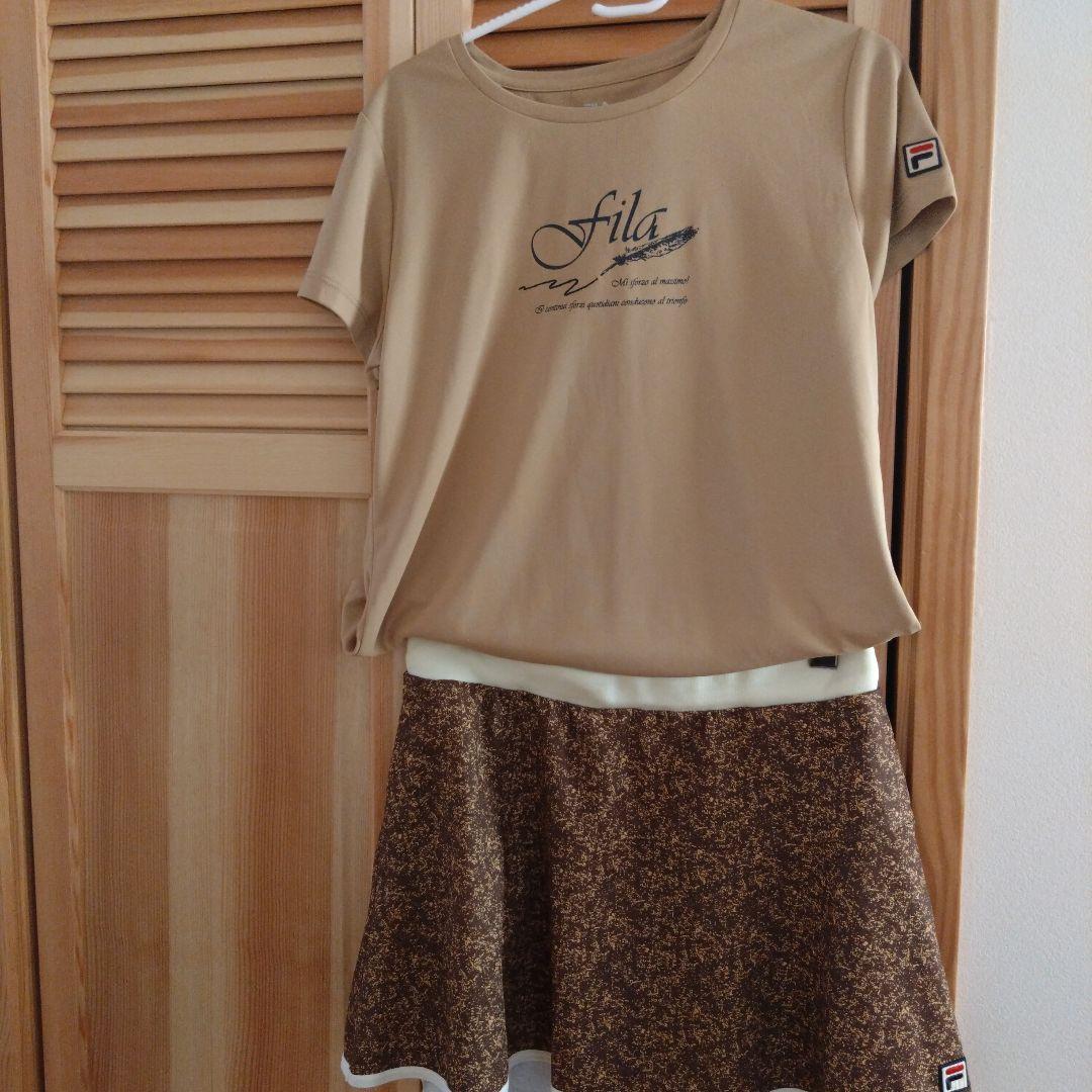 FILA　スコート未使用タグ付➕️Tシャツ　上下２点セット　テニスウエア『XL』