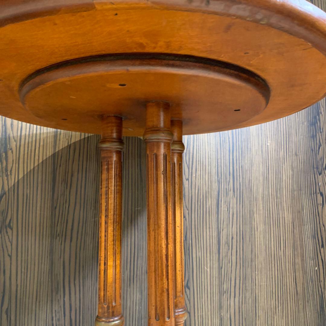 ☆送料無料☆ アンティーク　サイドテーブル