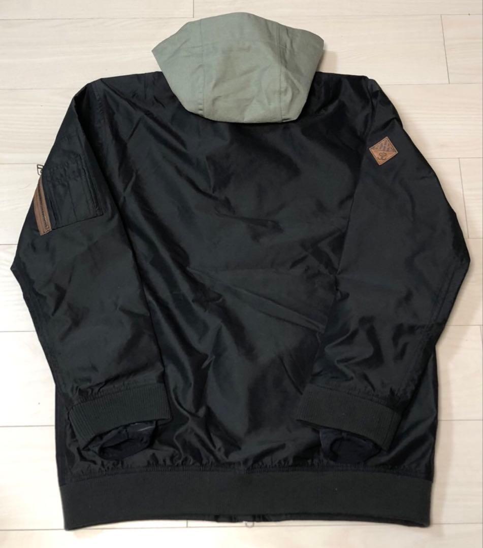 SCAPE スノボーウエアー　フード付き　黒