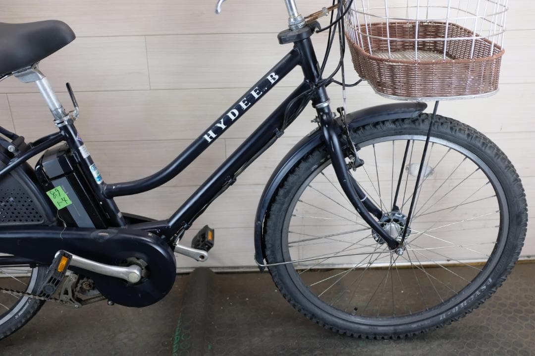 【ia】期間限定セール価格にて販売中 BS アシスタ3段　8.9Ah充電器あり