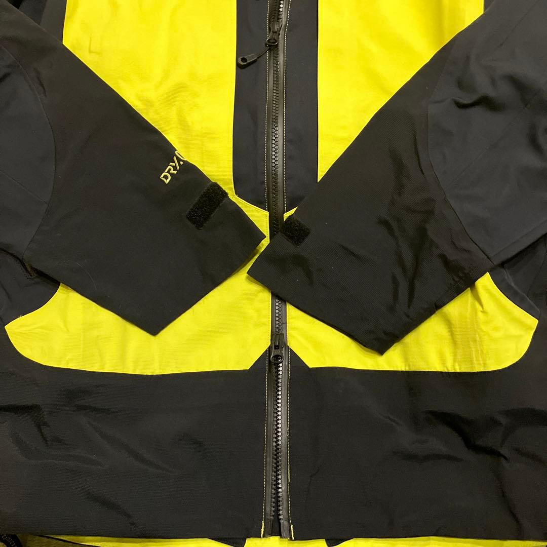 マウンテンハードウェア　スキーウエア　スノーウエア ジャケット　メンズ　M