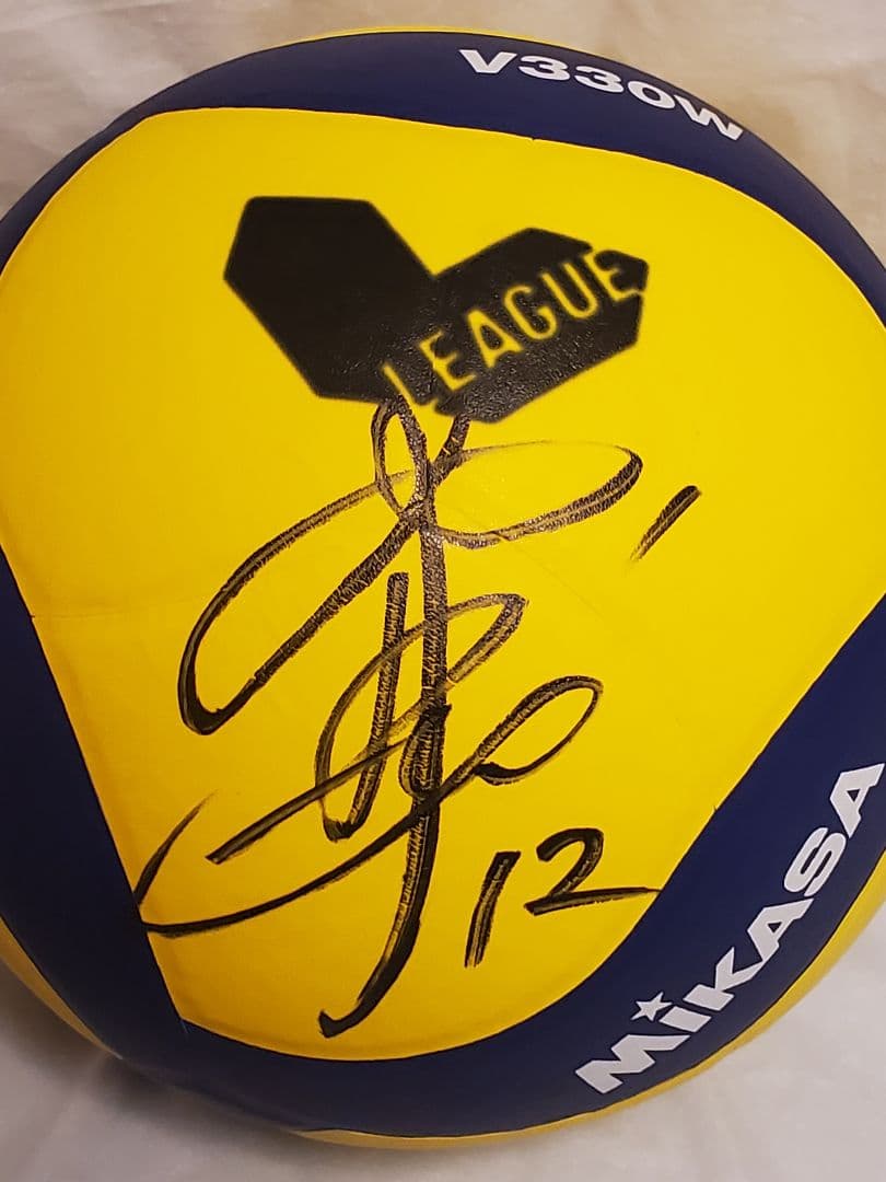 ヴィクトリーナ姫路 野中瑠衣 直筆サインボール バレーボール日本代表 SVリーグ