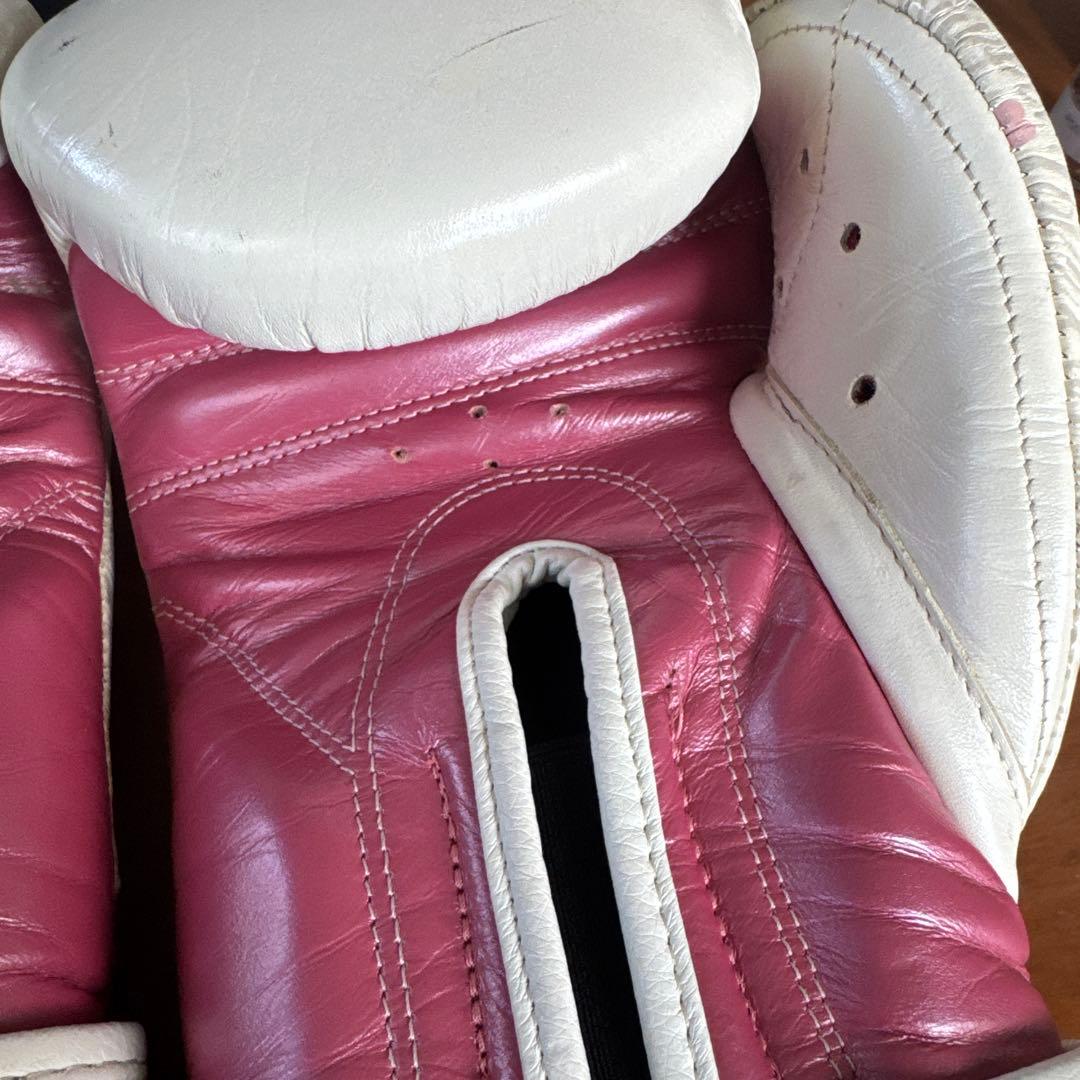 メキシコ購入 REYES ボクシンググローブ ホワイト/ピンク 16OS