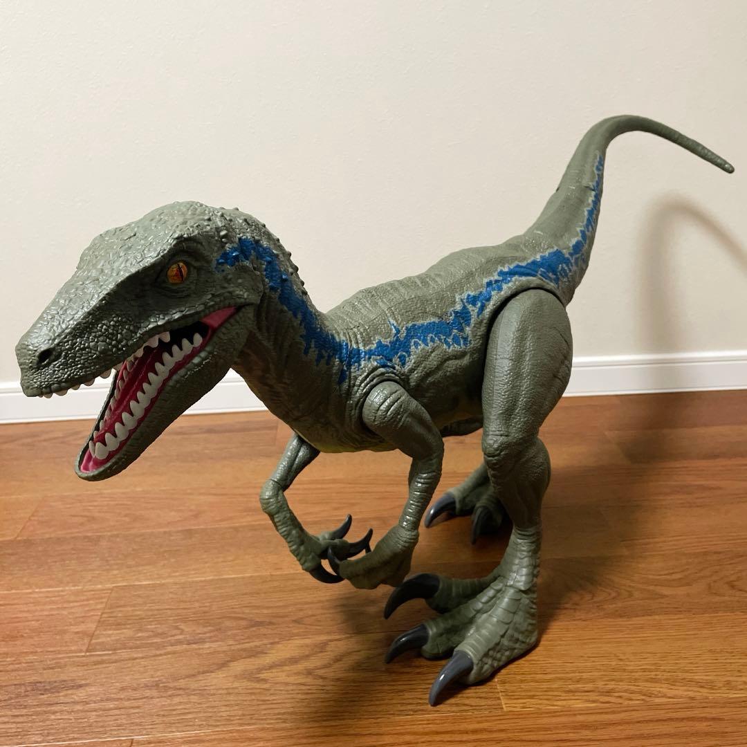 マテル　スーパービッグ　ブルー　ヴェロキラプトル　ジュラシックワールド　恐竜