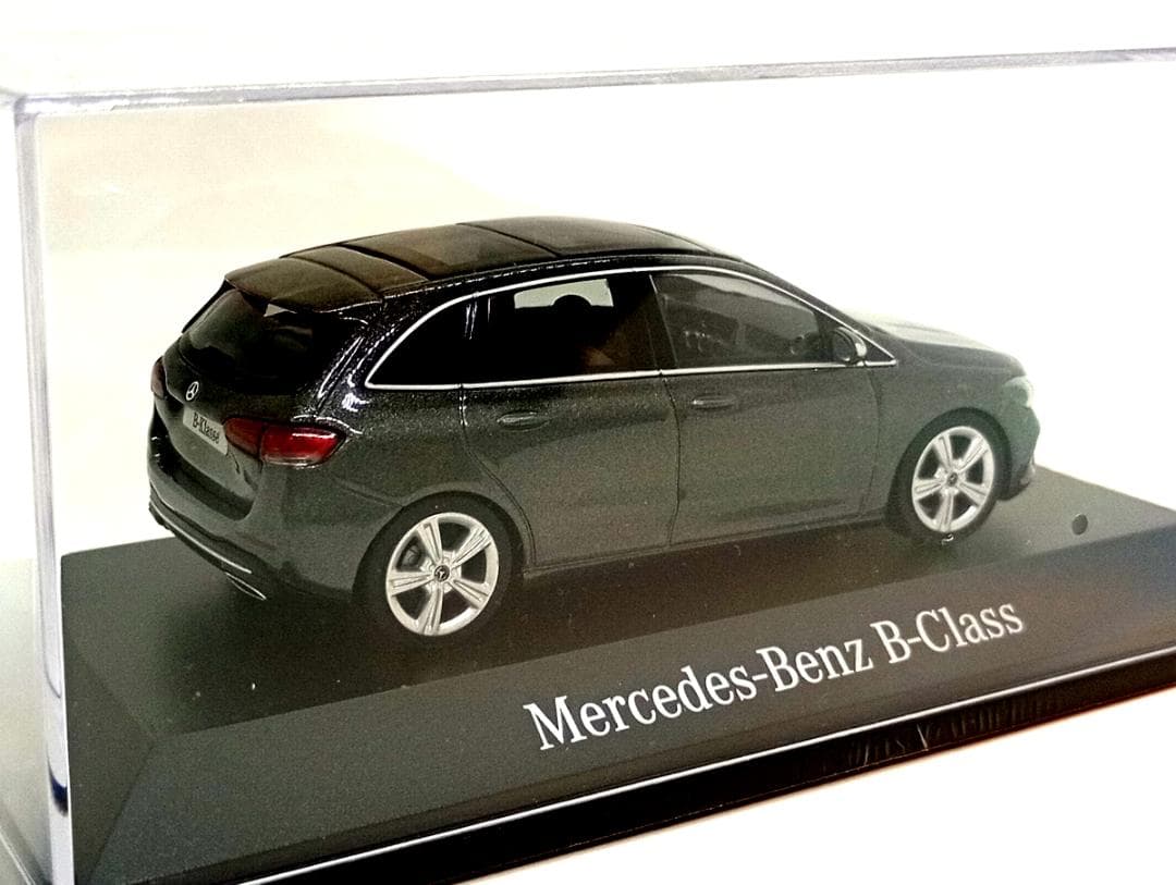 ヘルパ 1/43 メルセデス ベンツ Bクラス W247 2018 グレーメタ