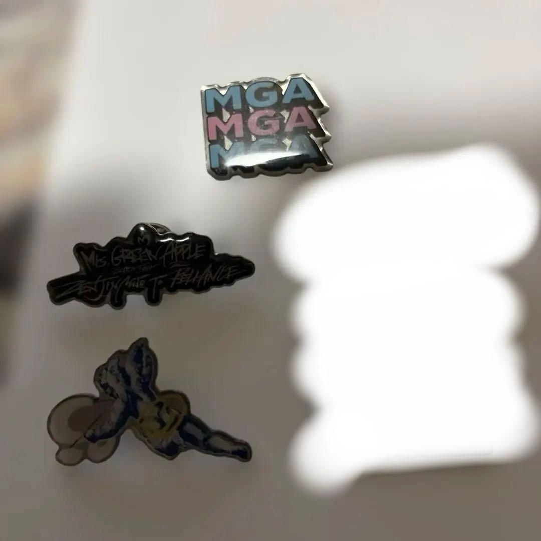 Mrs. GREEN APPLE2022ゼンジン未到とリライアンスピンバッジ4つ