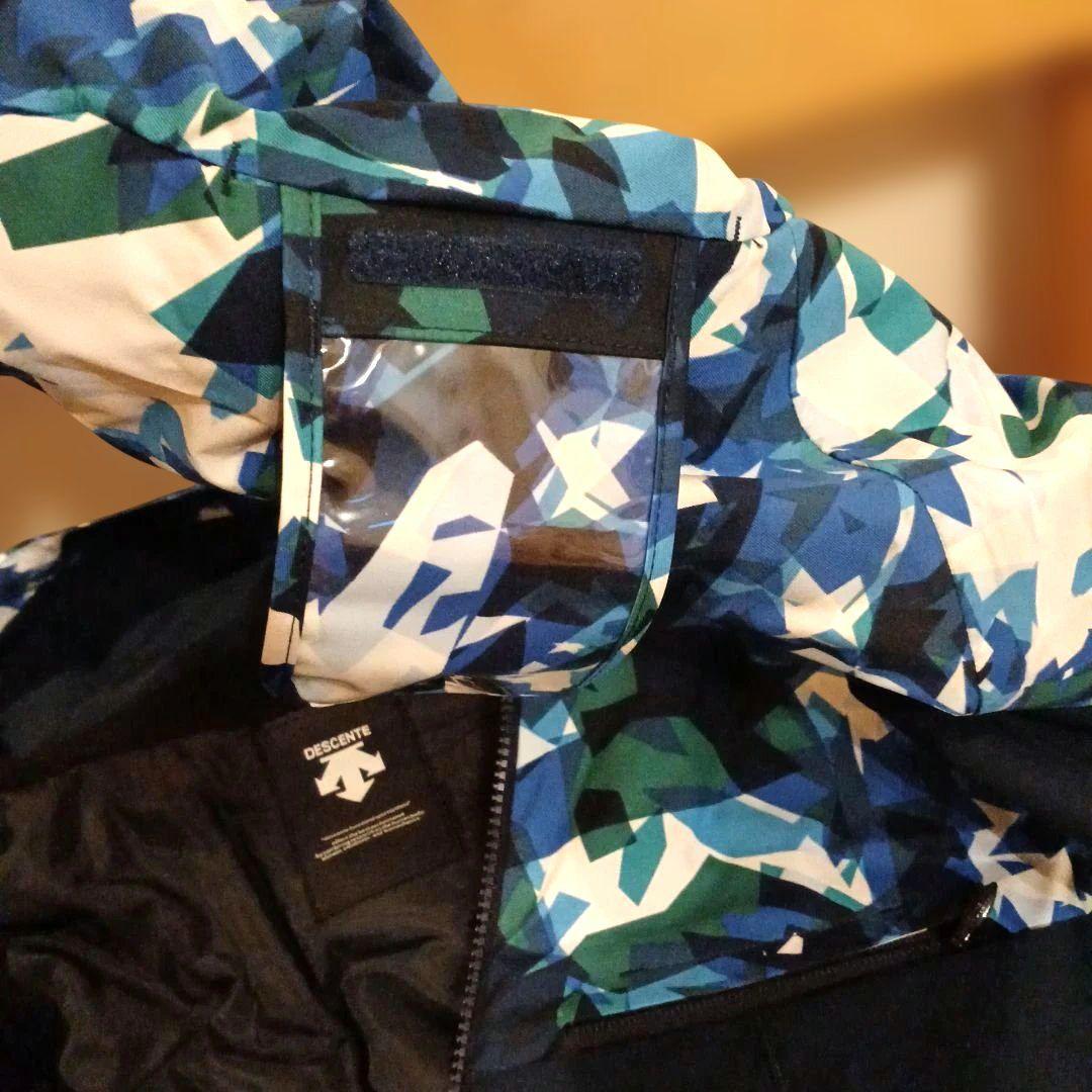 DESCENTE 157～163㌢　スキージャケット(収納できる腕ポケット付)