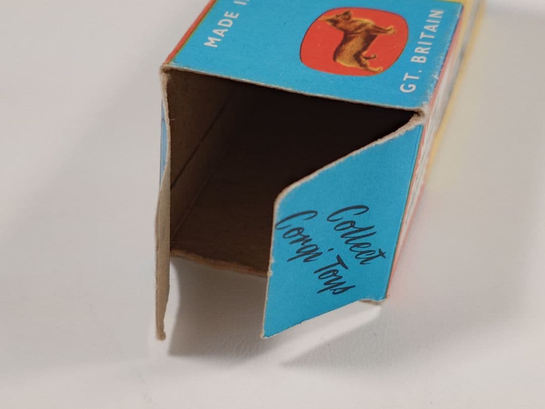 【SALE】 CORGI No.430 FORD BERMUDA TAXI