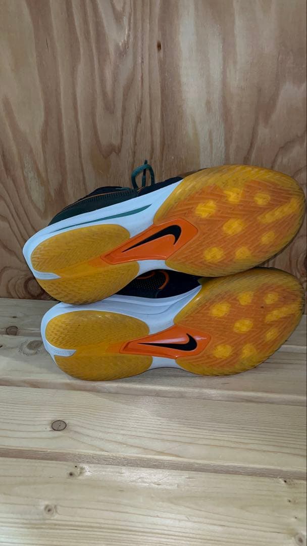 美品 NIKE AIR ZOOM G.T.CUT3 EP