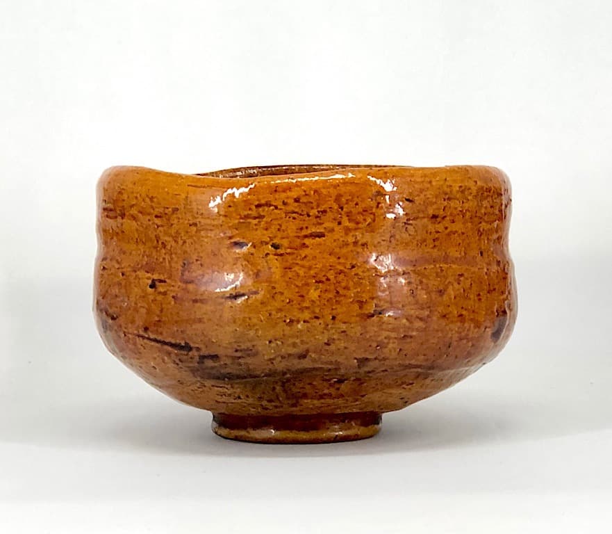 大樋焼　大樋宗春作　飴釉　茶碗　在銘　無傷　箱誂。