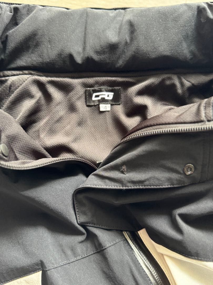 【新品同様】CPGゴルフ　レインウェア　防寒ウェア　上下　ブラックホワイト　XL