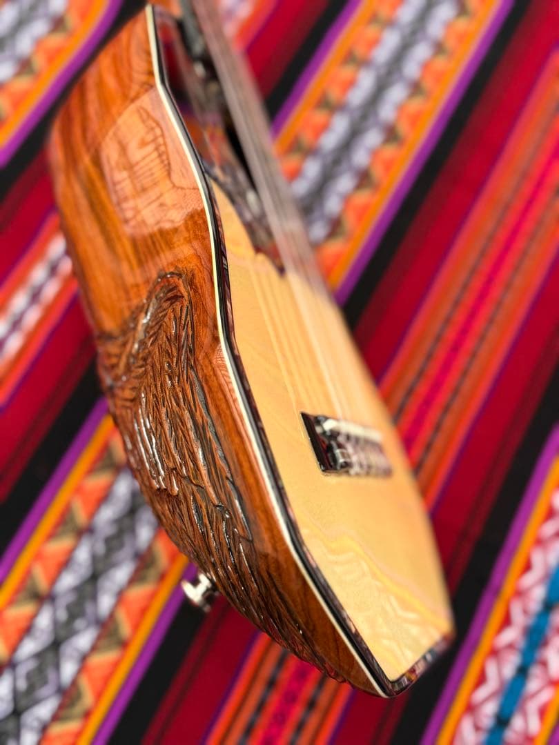 新品　未使用　チャランゴ　フォルクローレ　charango コンドル　ケーナ