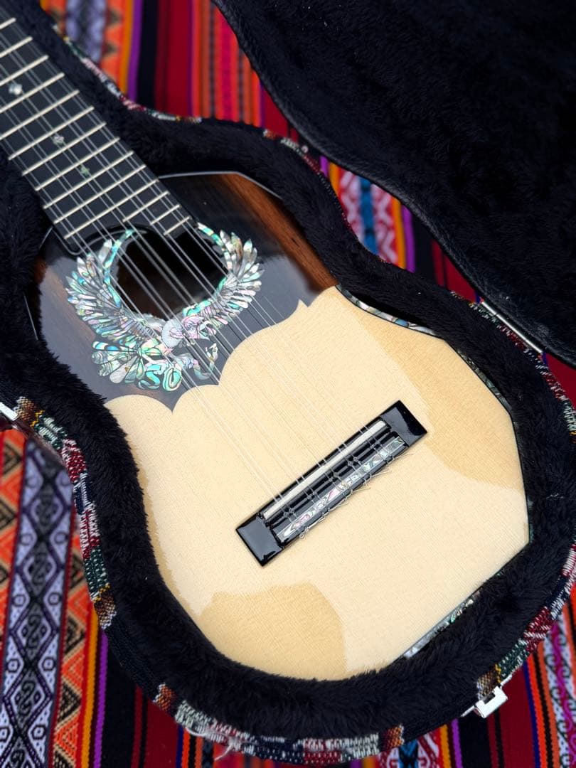 新品　未使用　チャランゴ　フォルクローレ　charango コンドル　ケーナ