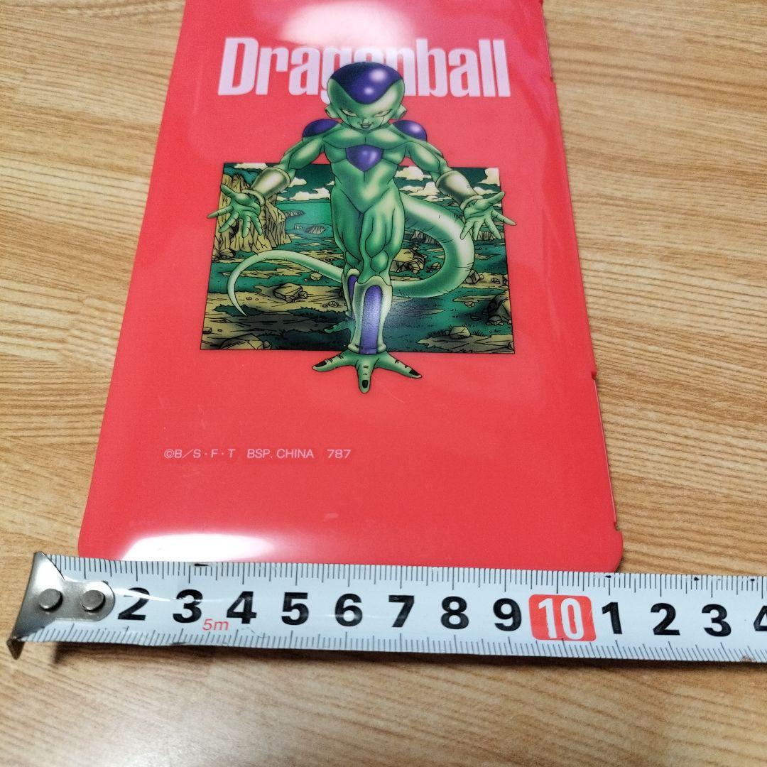 ドラゴンボール フリーザ 赤　マルチケース あくまでも中古品になります。