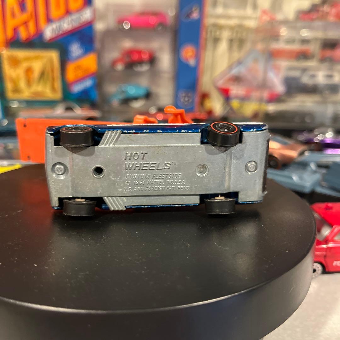 ミニカー hotwheels skyshow custom fleetside