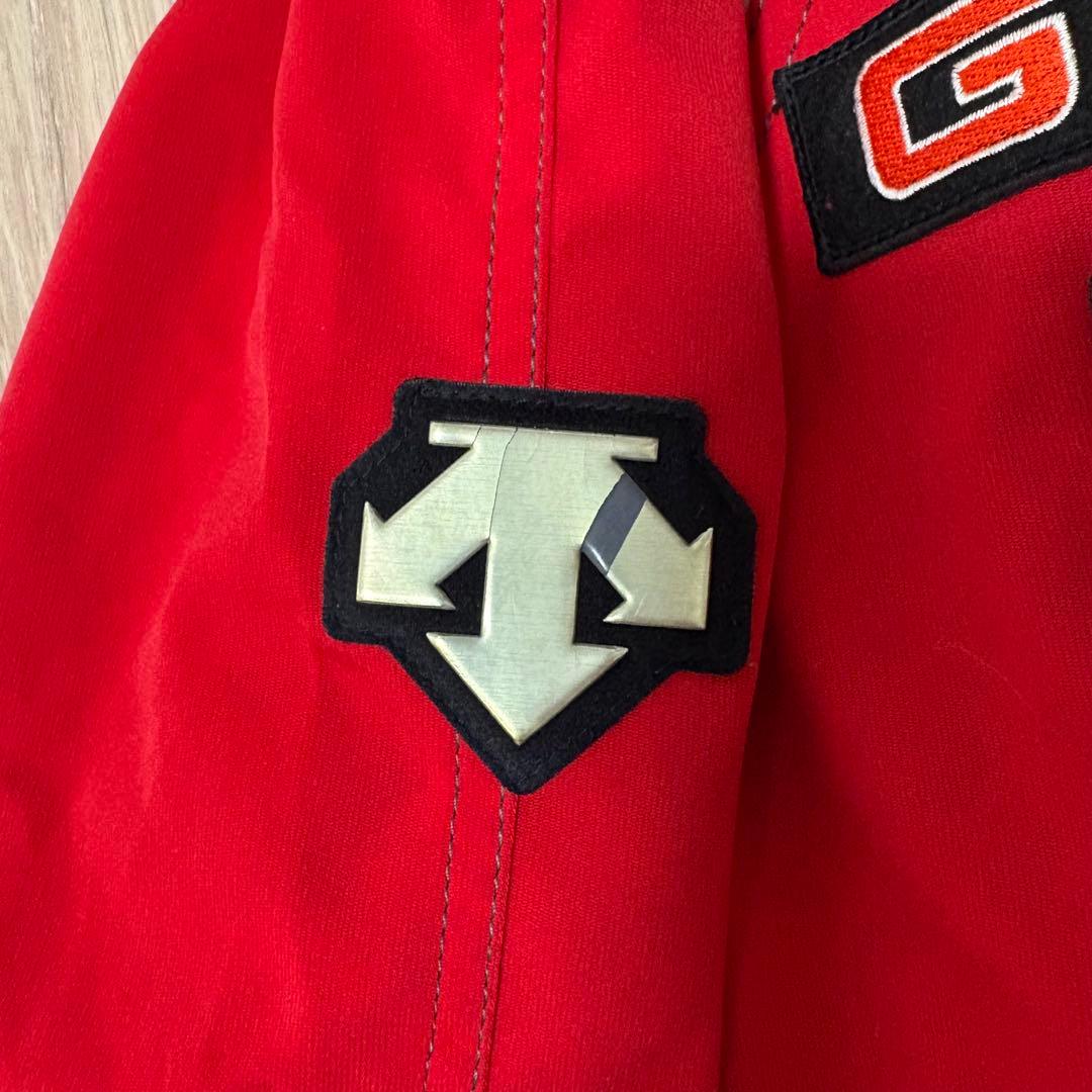 希少品✨DESCENTE スキーウェア　ジャケット　カナダモデル　スポンサー付き