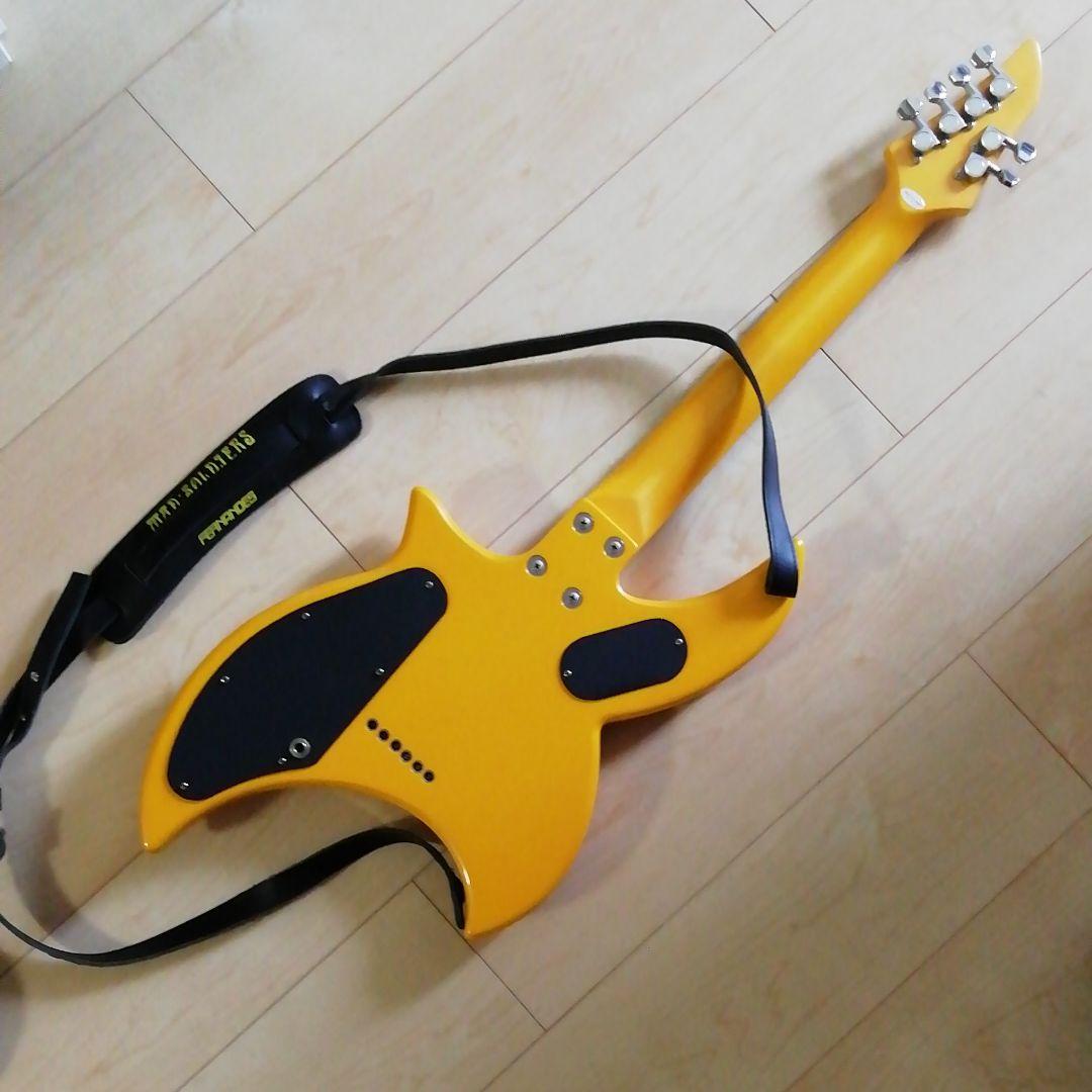 ミニギター　伊藤賢一　フェルナンデス