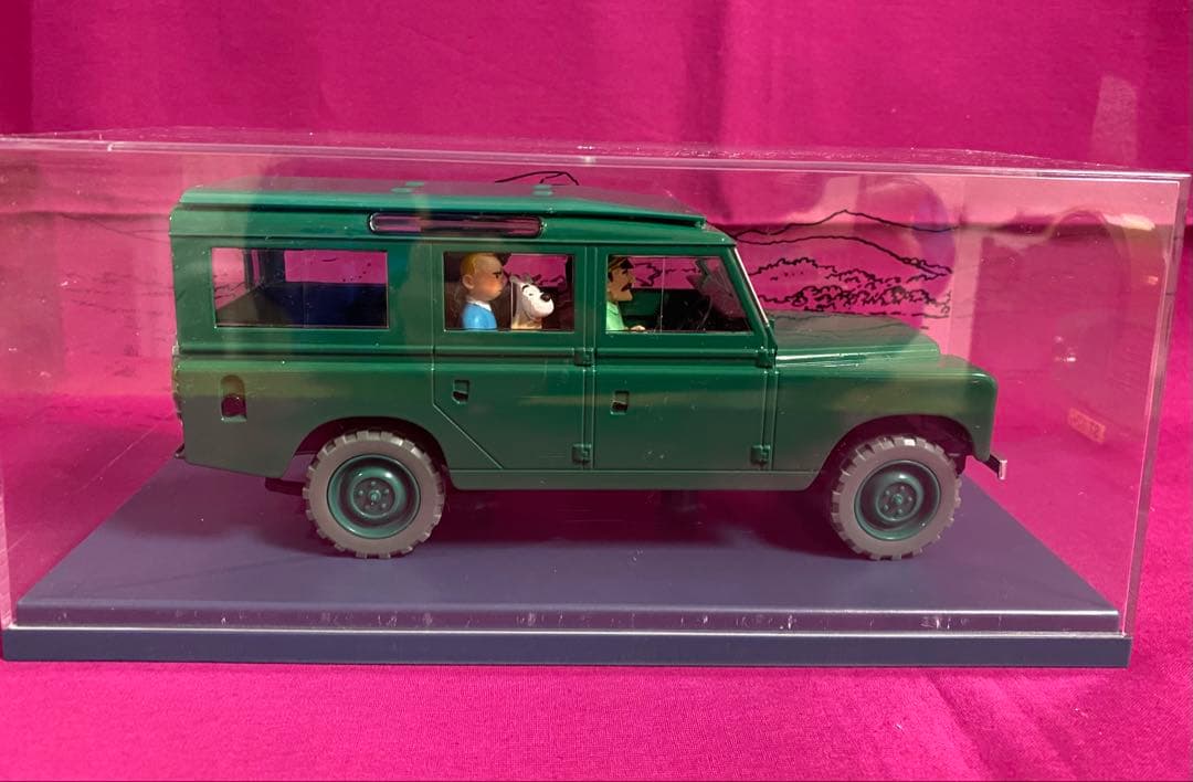 【タンタンTintinの車 LAND-ROVER ランドローバー 1/24】