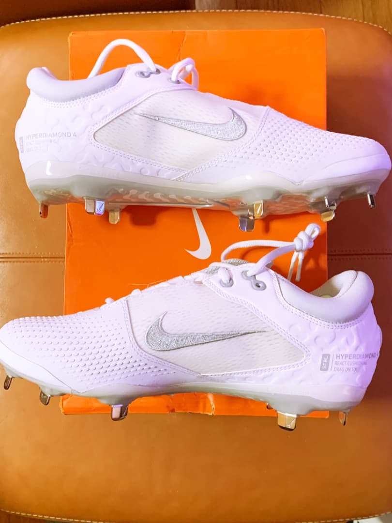 新品★USA国内限定発売モデル☆NIKE★Hyperdiamond 4★28cm