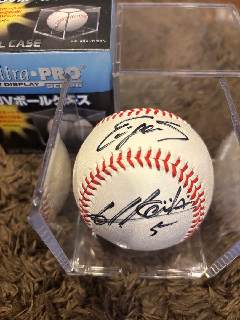 阪神タイガース　直筆サインボール５個セット　ボールケース5個付き