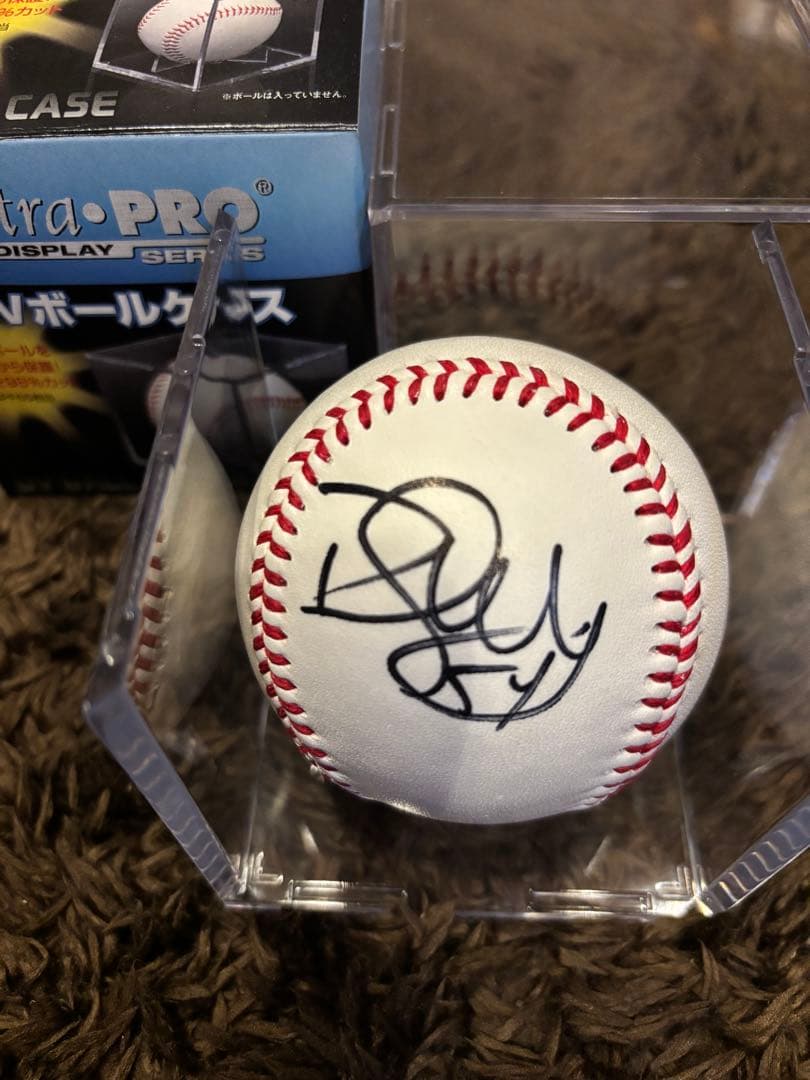 阪神タイガース　直筆サインボール５個セット　ボールケース5個付き