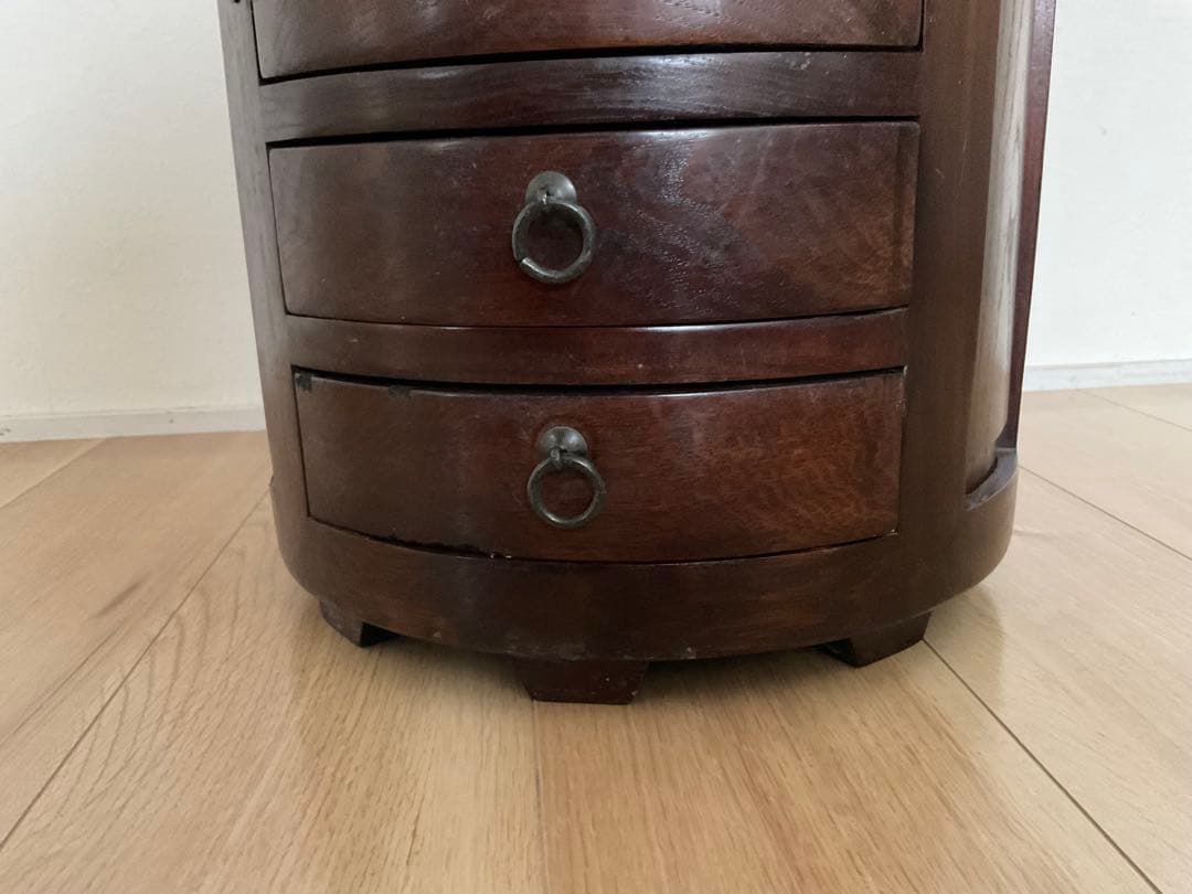 李朝家具　丸型スツール　蝶　蝶番　小引き出し付き　収納　椅子　サイドテーブル