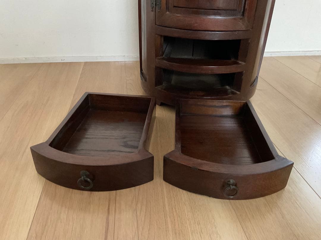 李朝家具　丸型スツール　蝶　蝶番　小引き出し付き　収納　椅子　サイドテーブル