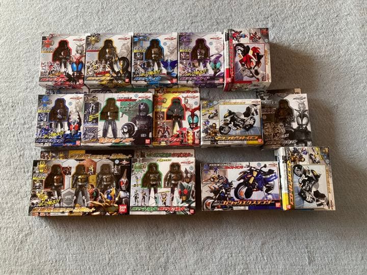 仮面ライダーカブト COR キャストオフライダー　全種　バンダイ