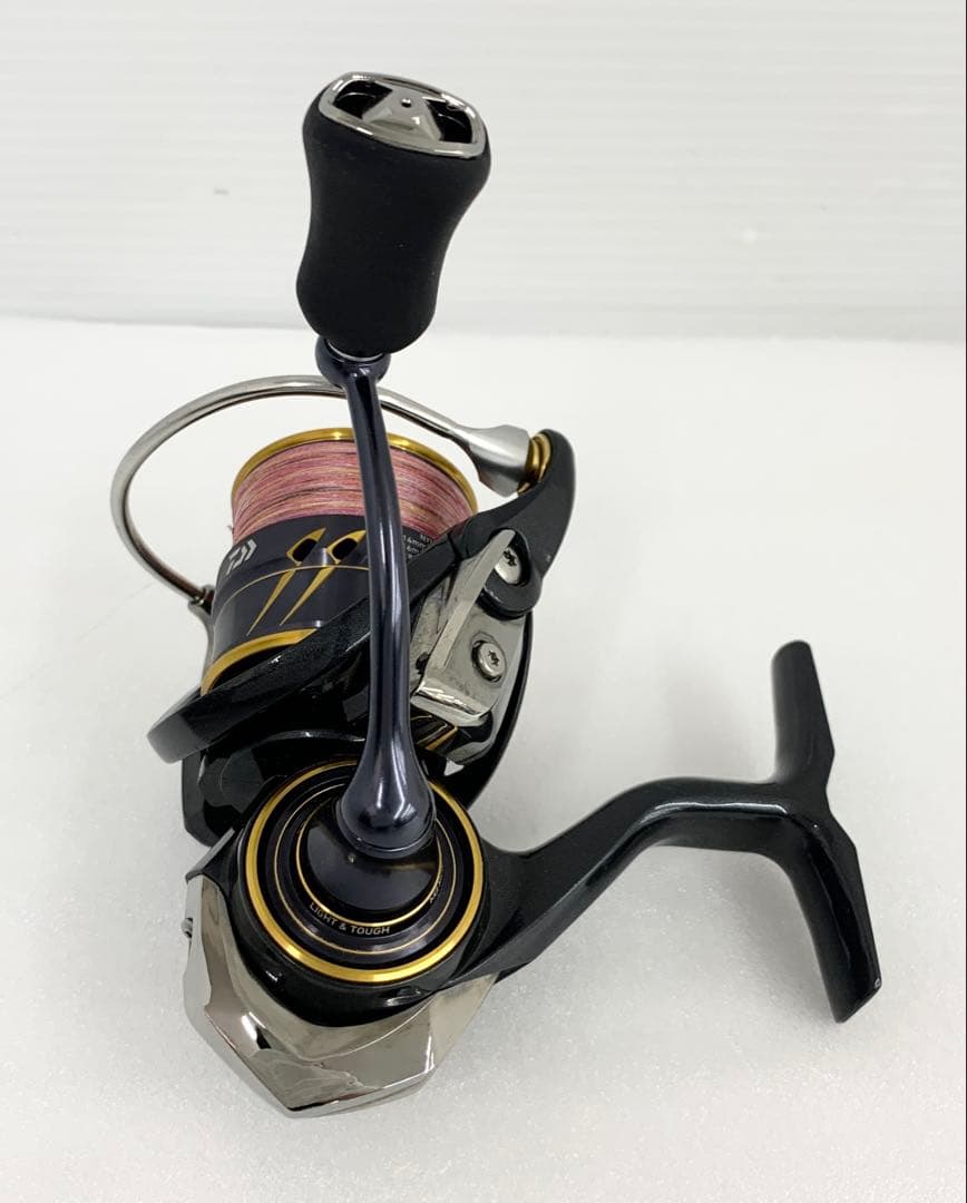 【M112】 ダイワ CALDIA FC LT 2000S-H スピニングリール