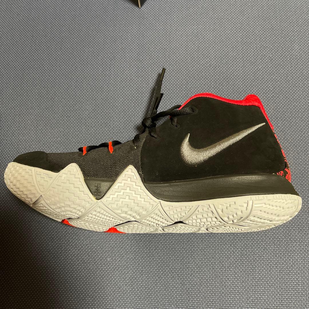 Nike Kyrie 5 ブラック/レッド シューズ