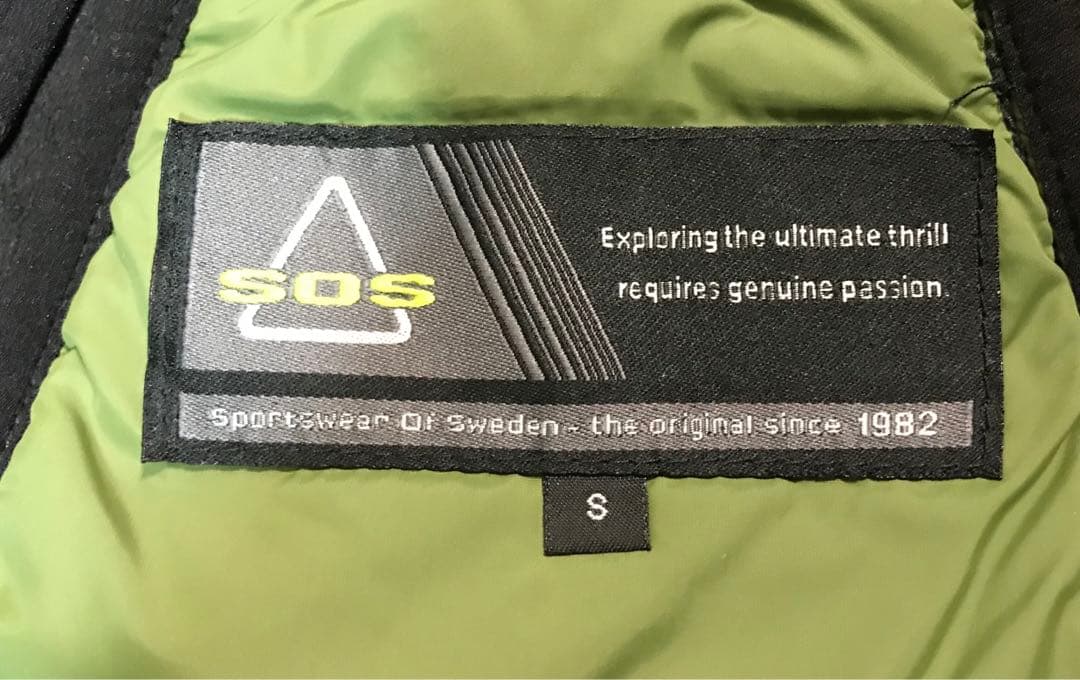 ＳＯＳ　インサレーション　ジャケット　サイズＭ　ミッドレイヤー