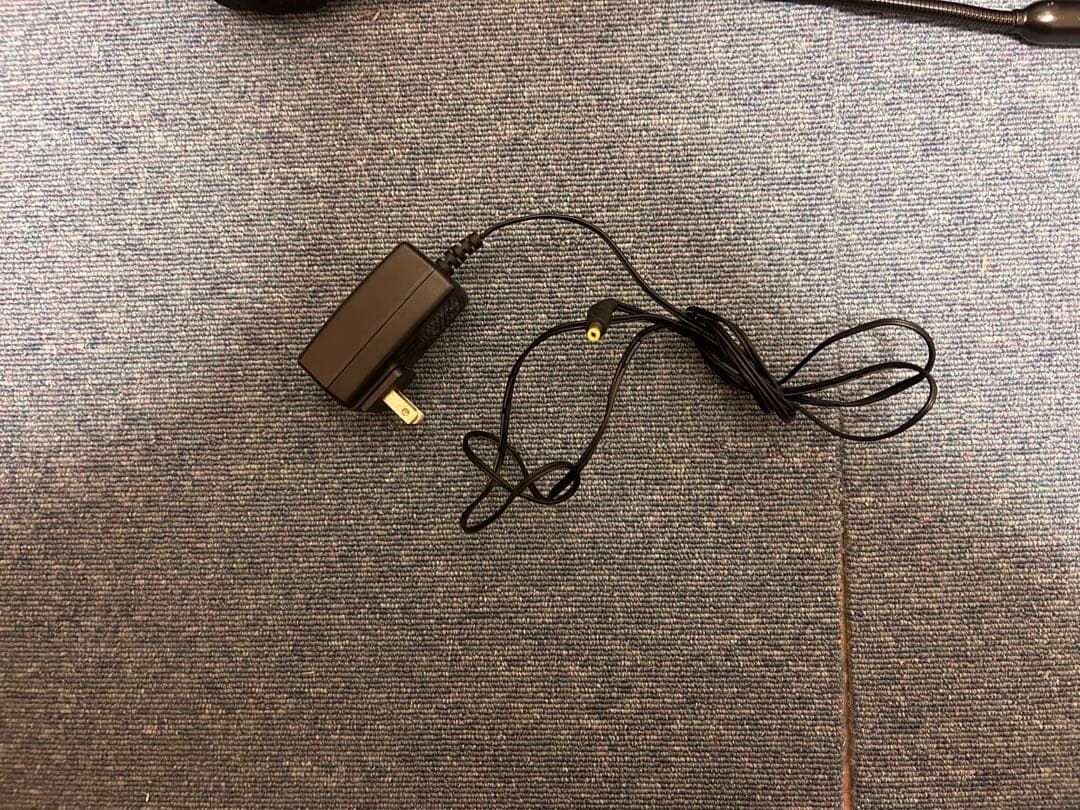 microKORG XL+ シンセサイザー　ケース、電源アダプタ、マイク付き