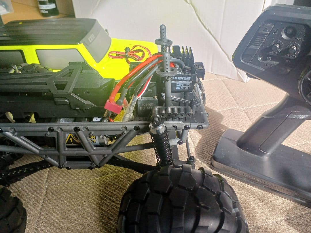 希少　ヨコモ　スズキジムニーRTR プロポ付き