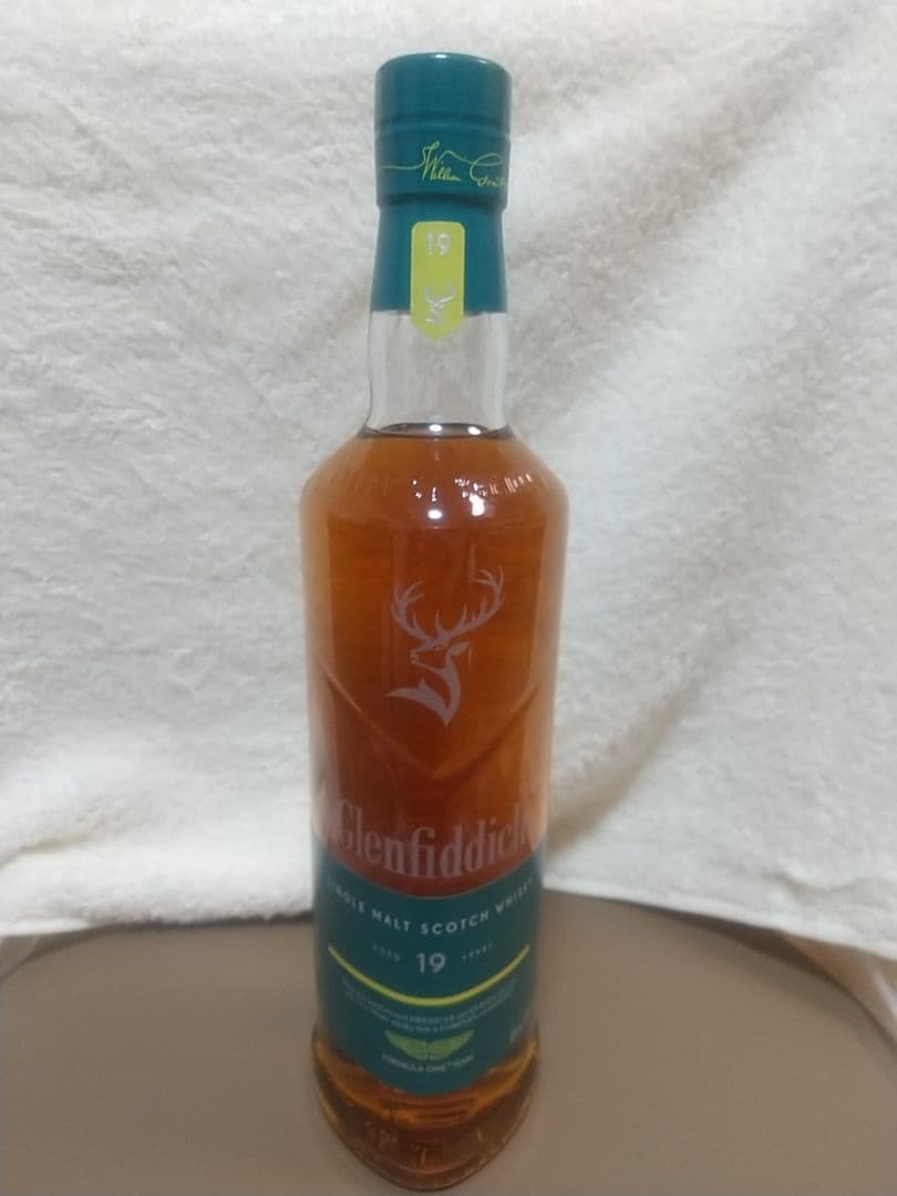 Glenfiddich 19年 シングルモルトウイスキー アストンマーティン
