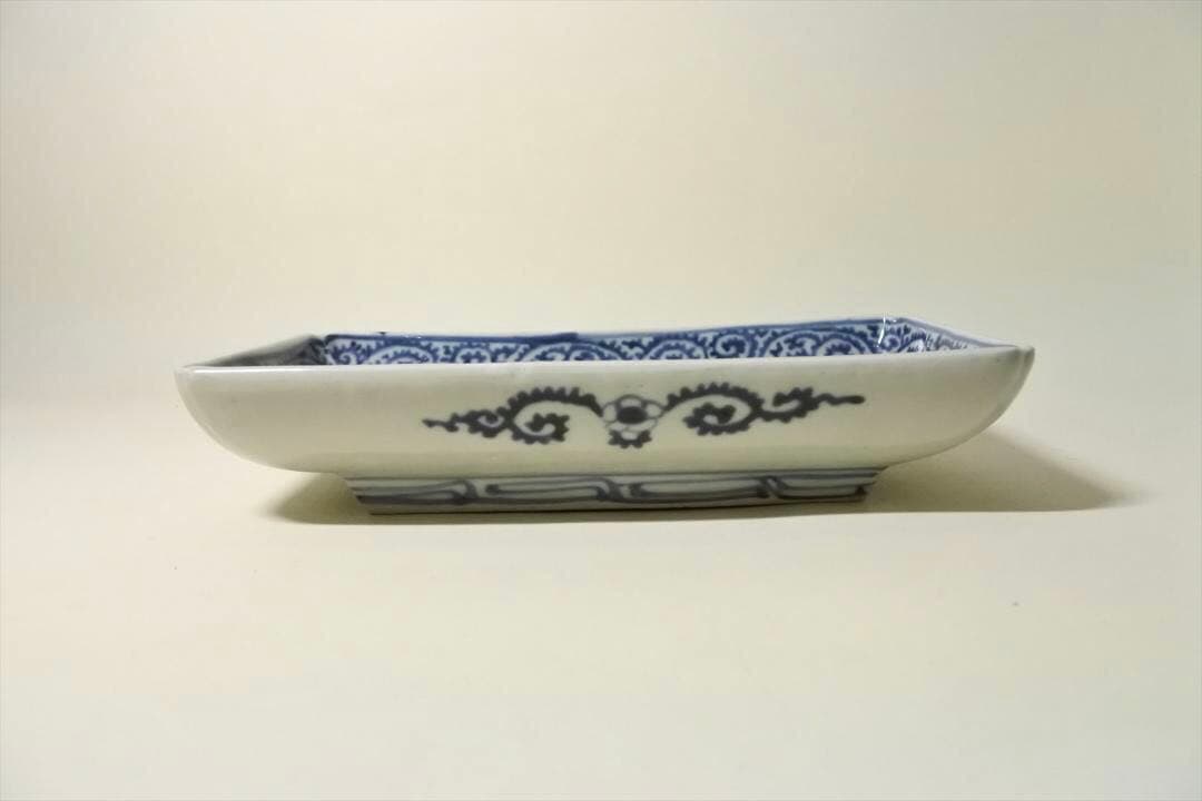江戸中期　古伊万里　染付　蛸唐草　長皿　骨董品　アンティーク　b e