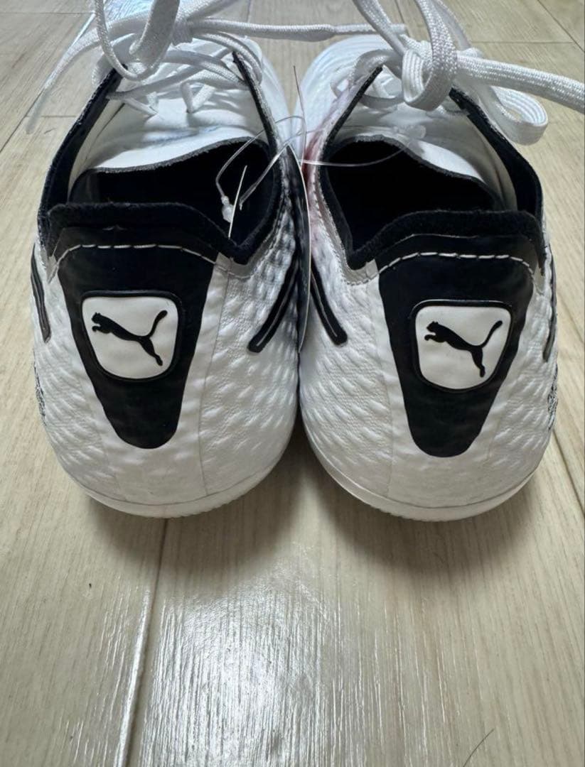 プーマ　キングミライ　24.5