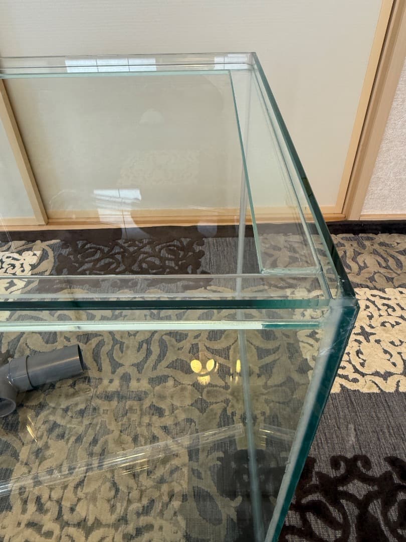 60.45.45オーバーフロー水槽 透明ガラス パイプ付き