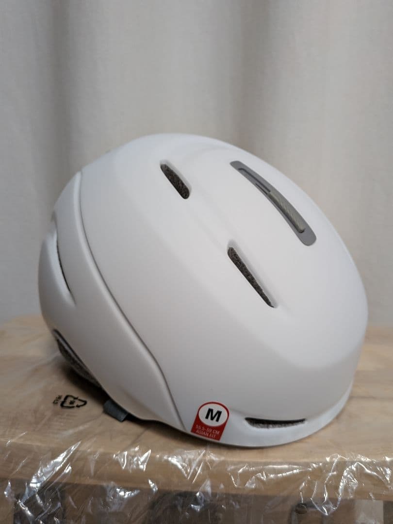 【新品】GIRO AVERA MIPS AF　レディースM　アジアンフィット