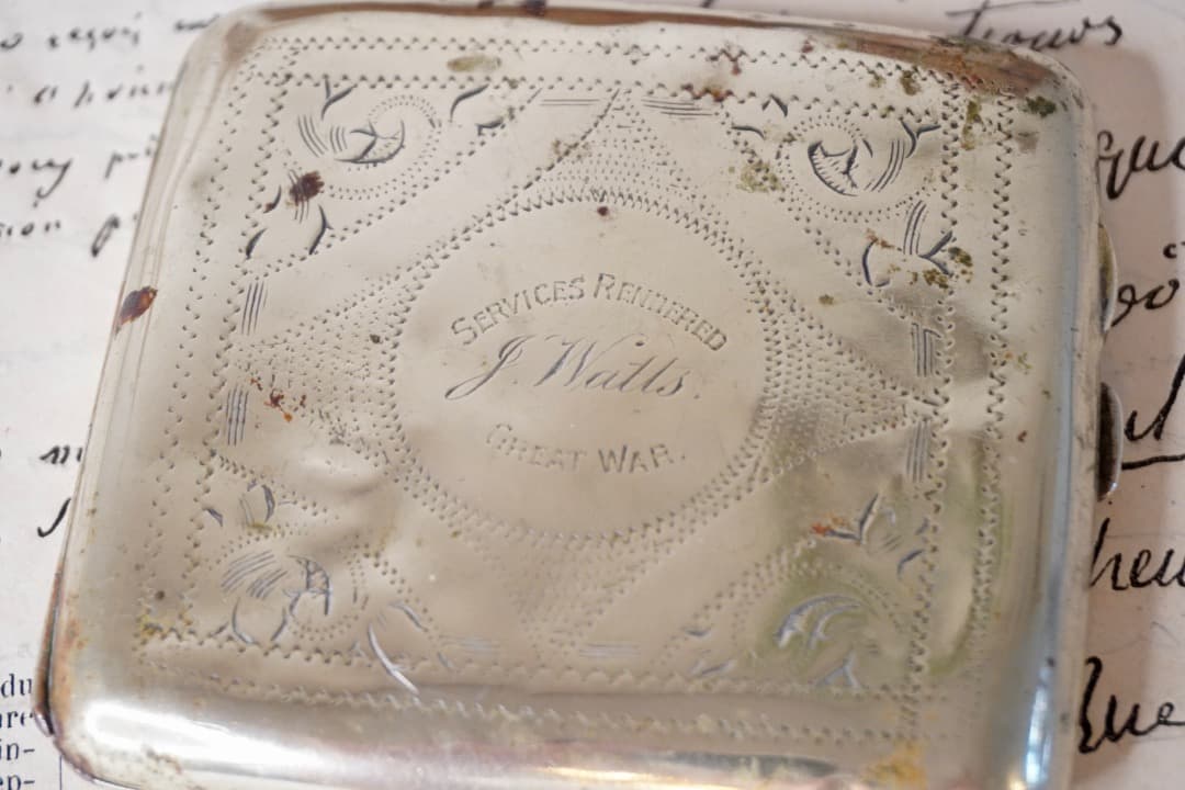 イギリス アンティーク シルバープレート シガレットケース