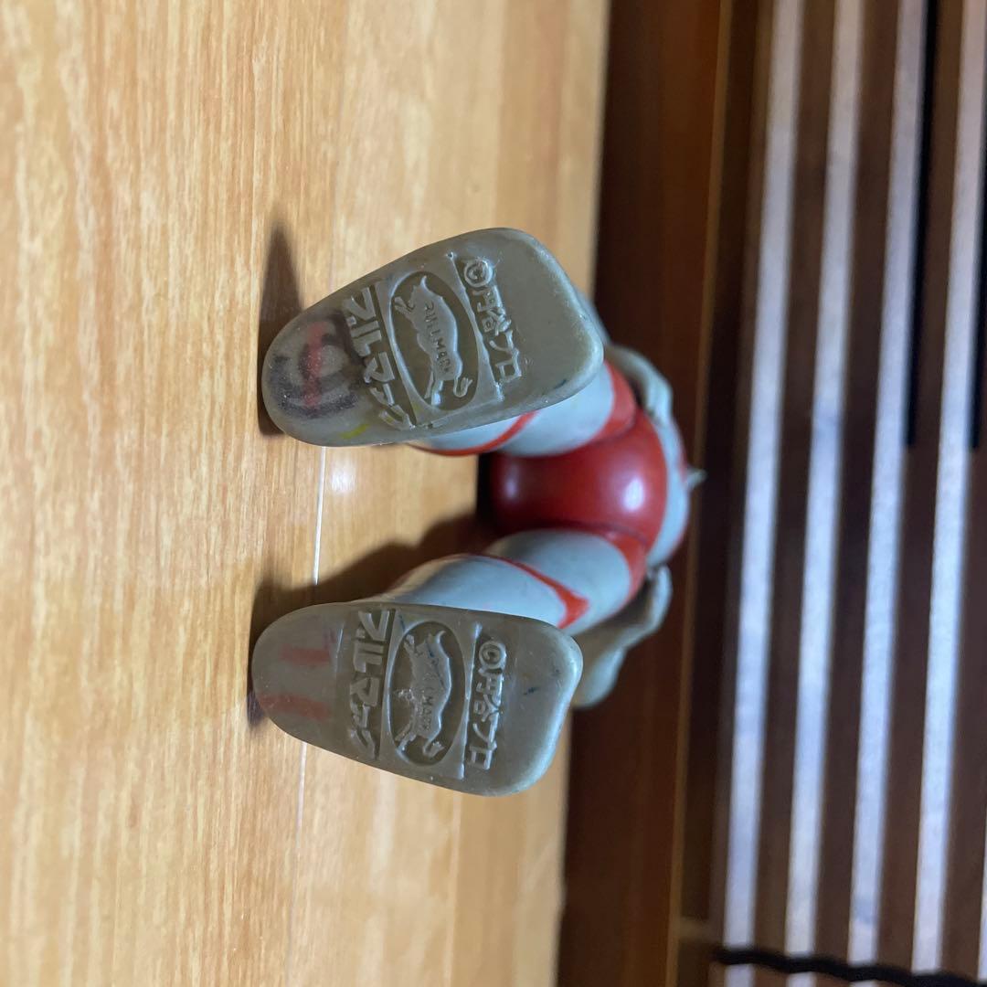 K*y様 ウルトラマン フィギュア 赤と白 約30cm