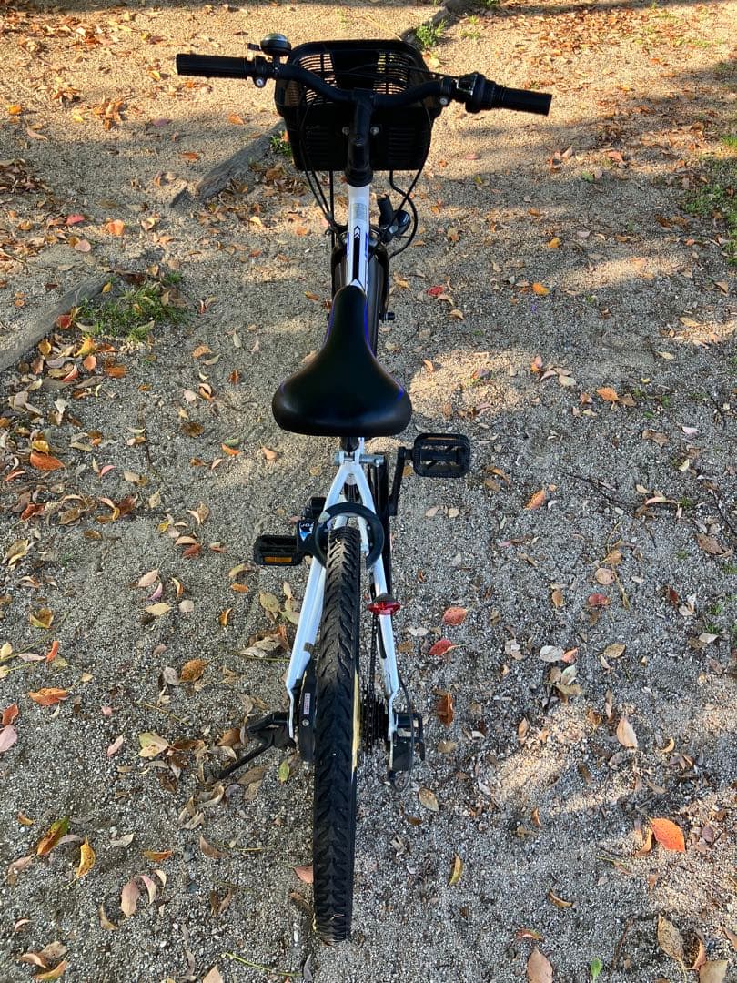 キッズ自転車　22インチ　広島県域一部を除き、引取り、配送限定(無償)