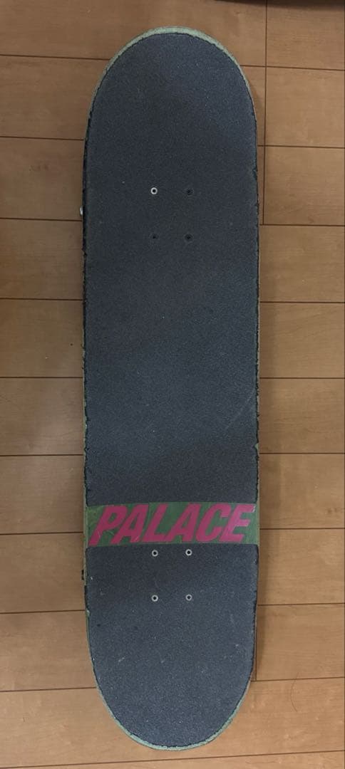 光るデッキ！placeスケートボード　蓄光　スピットファイヤー　サンダートラック