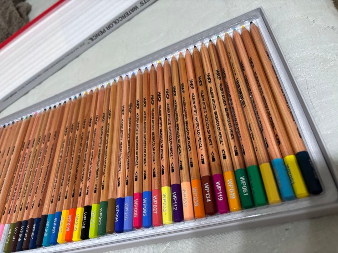 土日セール中‼︎ Holbein HWCP 水彩色鉛筆 50色セット