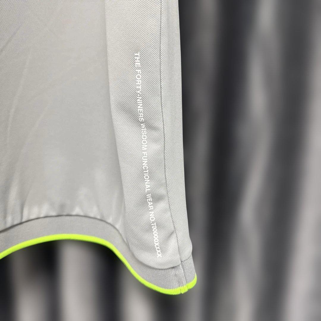 TFW49 ポロシャツ ライトグレー ネオンイエロー　1ラウンド着用