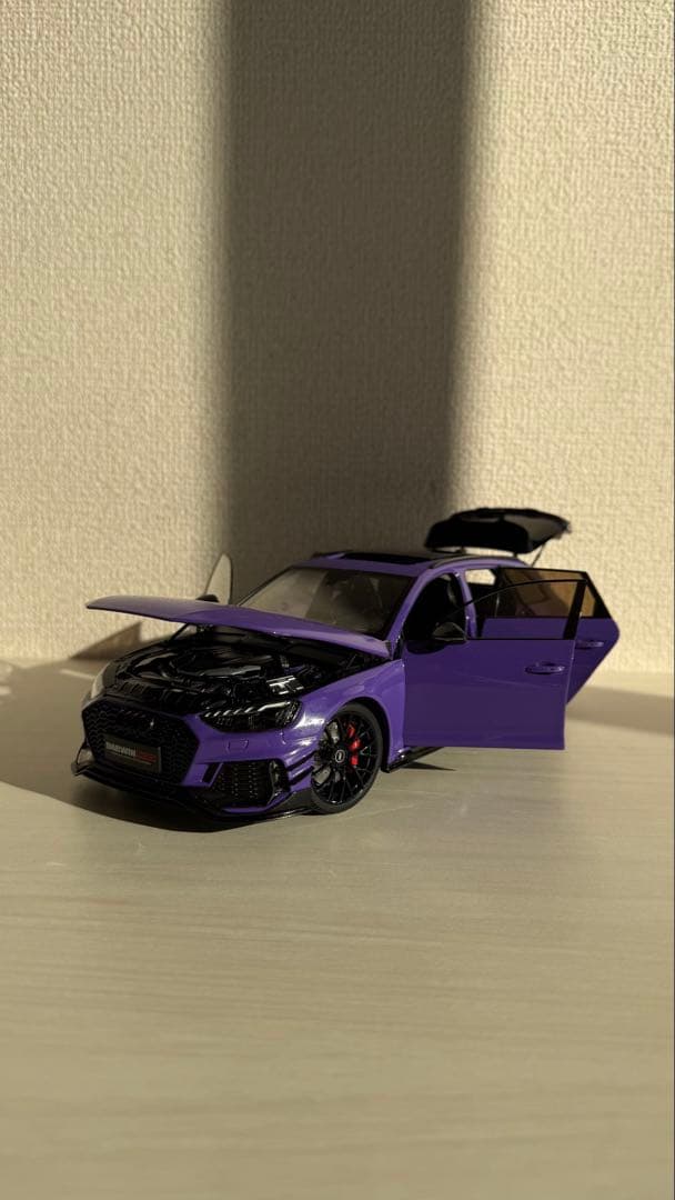 Kilo Works 1/18 アウディ RS4 Darwin Pro