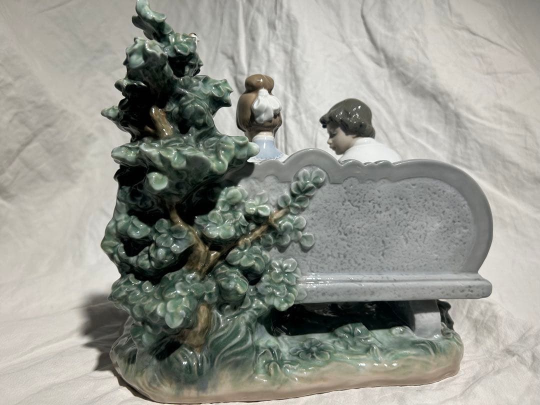 リアドロ　「ときめき」　廃盤品　男女と犬