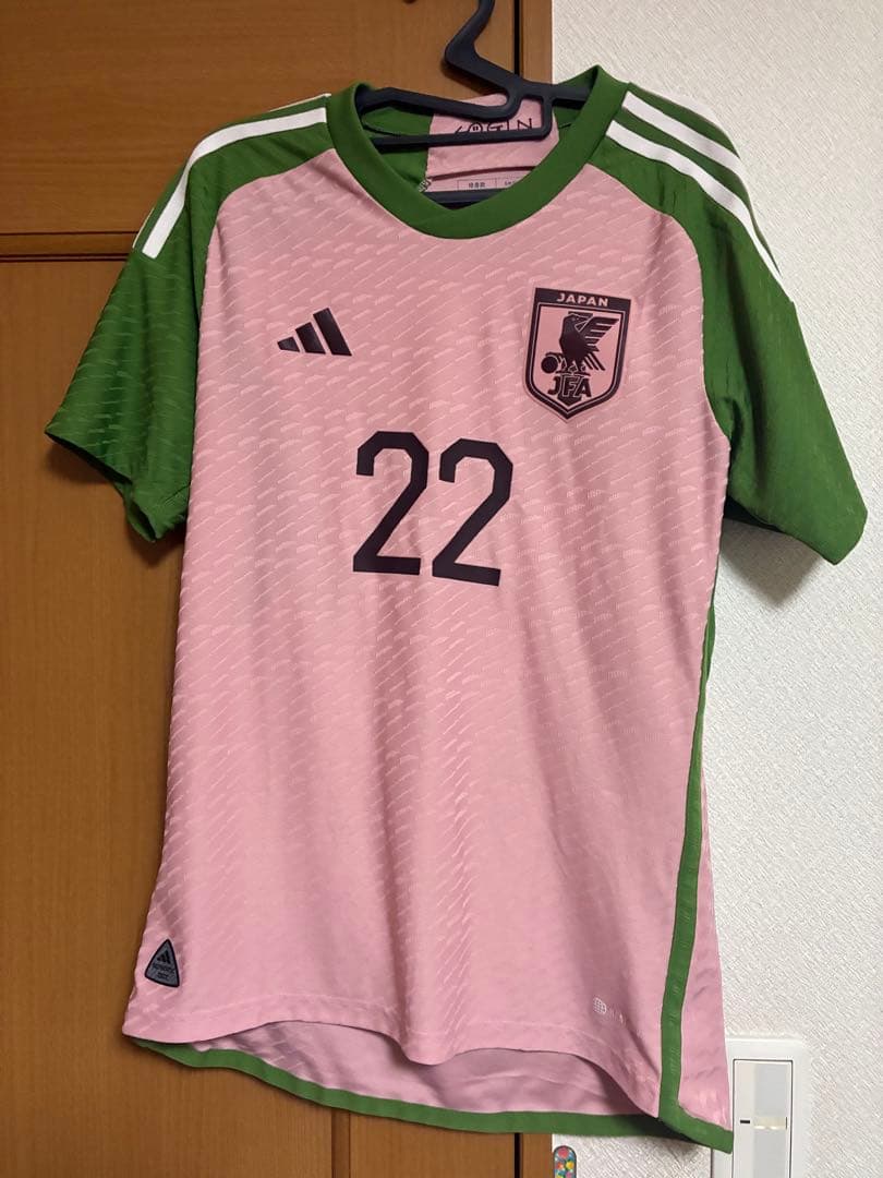 サッカー日本代表ユニホーム NIGO コラボ