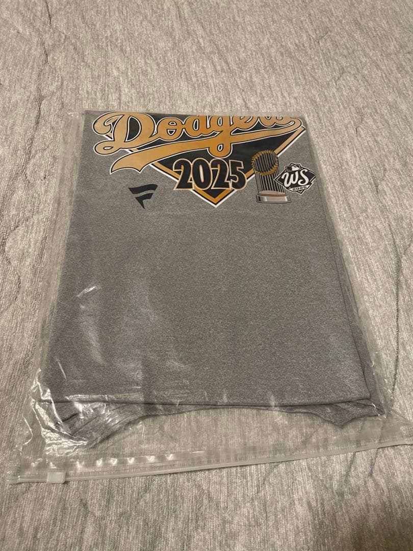 Dodgers ワールドシリーズチャンピオンズ　2025 優勝Tシャツ 4L