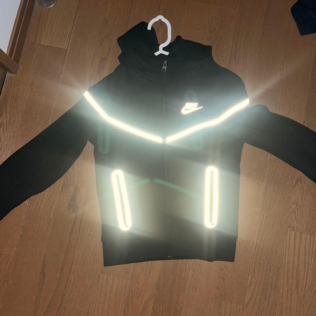 NIKE反射テックフリース