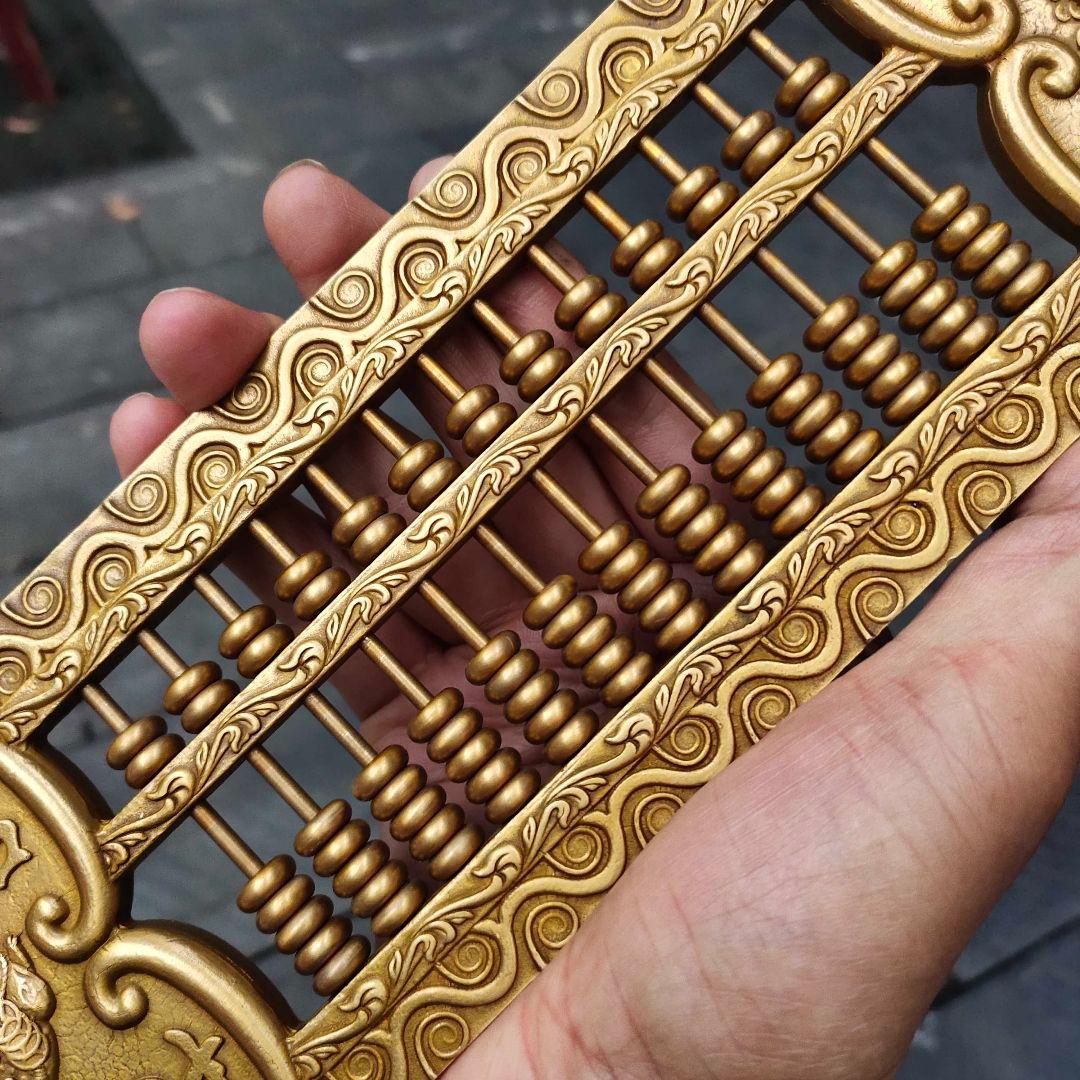 銅器 浮彫 招財進宝 金蟾 龍そろばん 家具 装飾 工芸品 置物